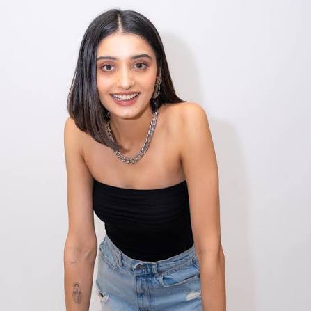Nida Merchant_DJ